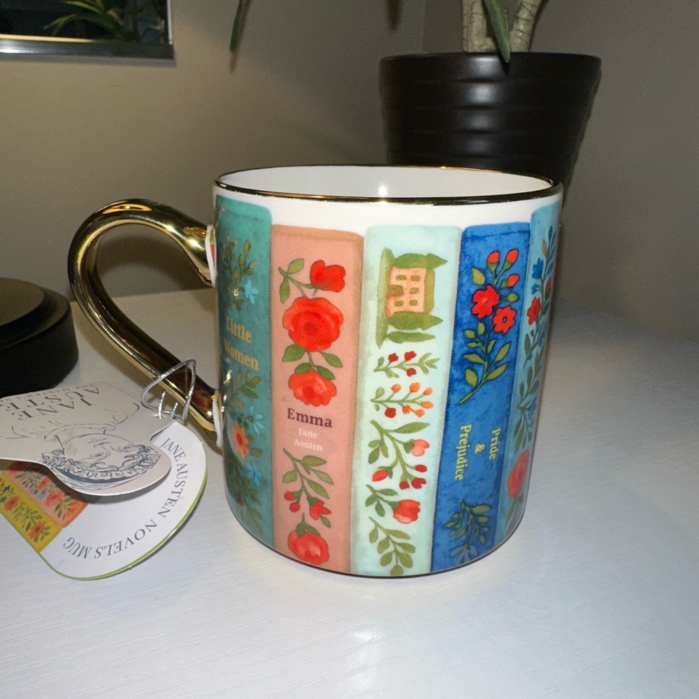 Jane Austen Literary classics Book Design coffee Mug Gold handle & rim NWT - Picture 4 of 5